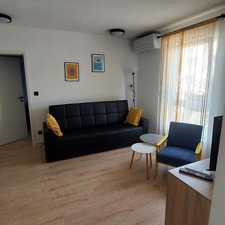 Cute Apartment Marla Art Close To Center PUY Exterior foto